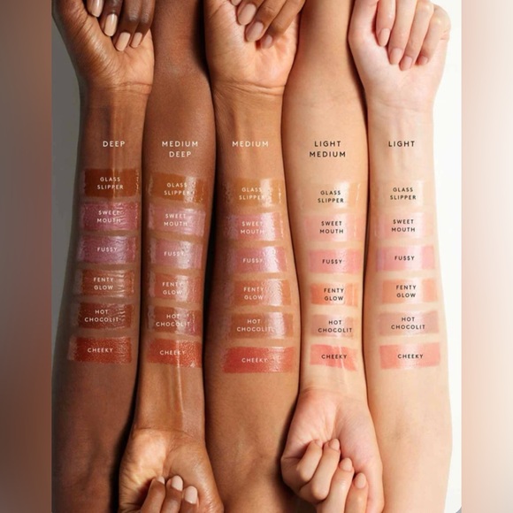 FENTY BEAUTY Gloss Bomb Universal Lip Luminizer - Picture 7 of 12